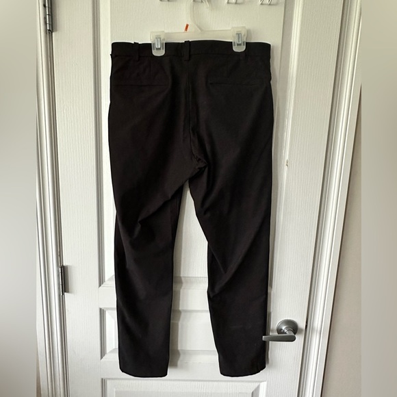 Mens Lululemon pants - Picture 2 of 8